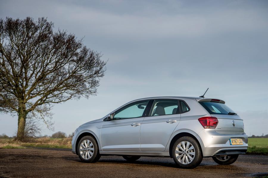  Volkswagen Polo 2017 года  (UK) (фото 16 из 40)